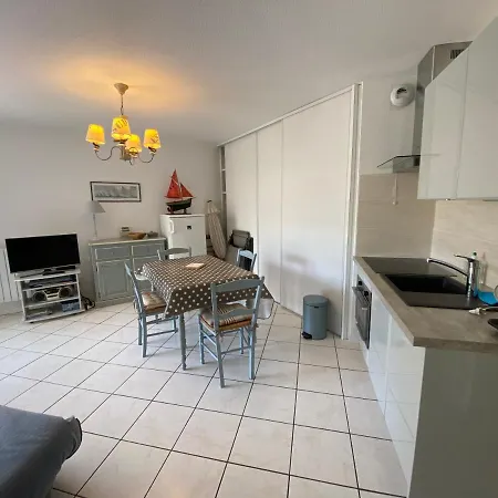 Apartment Oceania - Terrasse Couverte, 500m - Dt10